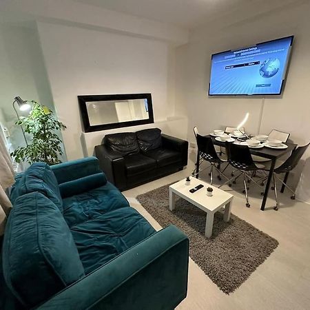 3 Bedroom Flat Kings Cross Лондон Екстер'єр фото