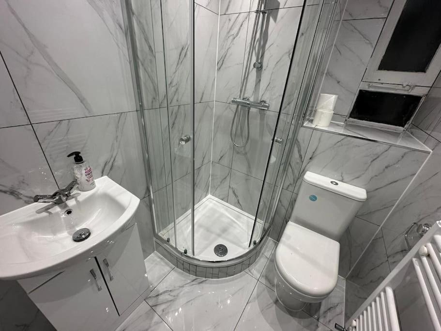 3 Bedroom Flat Kings Cross Лондон Екстер'єр фото